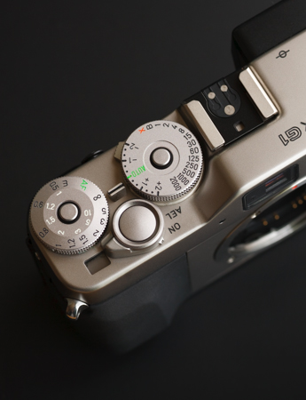 世界一カッコいいカメラ それはCONTAX G1 : ZEISSレンズとかなんとか 世界一カッコいいカメラ それはCONTAX G1 : ZEISSレンズとかなんとか