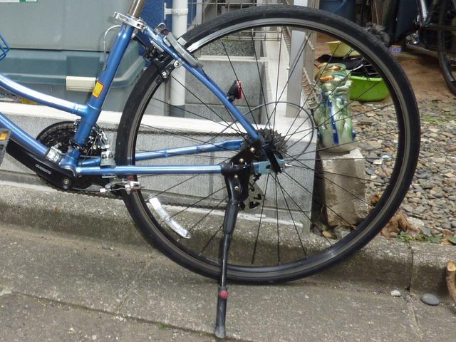 自転車 片足 スタンド 両足 スタンド