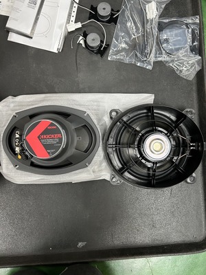 E7C29CF1-0959-4CF5-93E4-C2BBBA194148