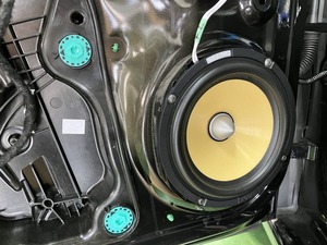 D64C4126-51B0-4C32-9C6B-D3E94605C15F