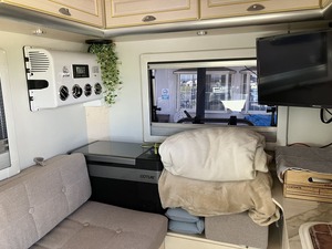 D5D279C9-00EB-4FFA-BF9C-C63C8BAC06B4