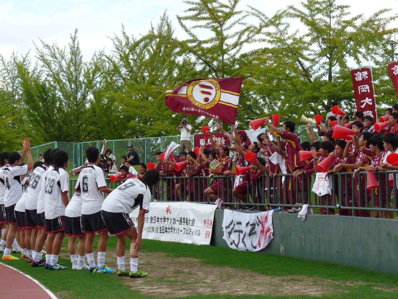 天皇杯2回戦 サンフレッチェ広島 福岡大学サッカー部 スタッフ部屋 天皇杯2回戦 サンフレッチェ広島 福岡大学サッカー部 スタッフ部屋