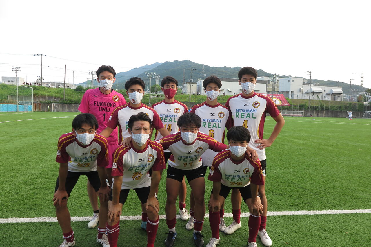 九州大学交流サッカー大会準々決勝vs日本経済大学 福岡大学サッカー部 スタッフ部屋 九州大学交流サッカー大会準々決勝vs日本経済大学 福岡大学サッカー部 スタッフ部屋