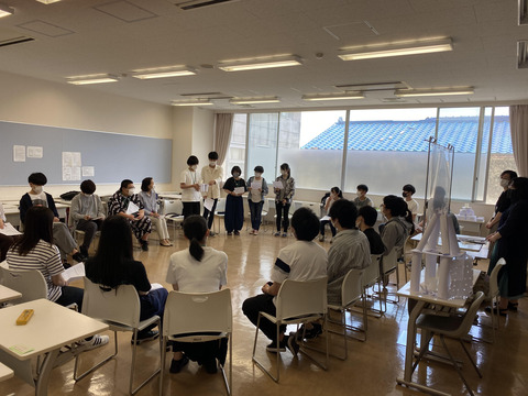 心理社会1年グループ発表
