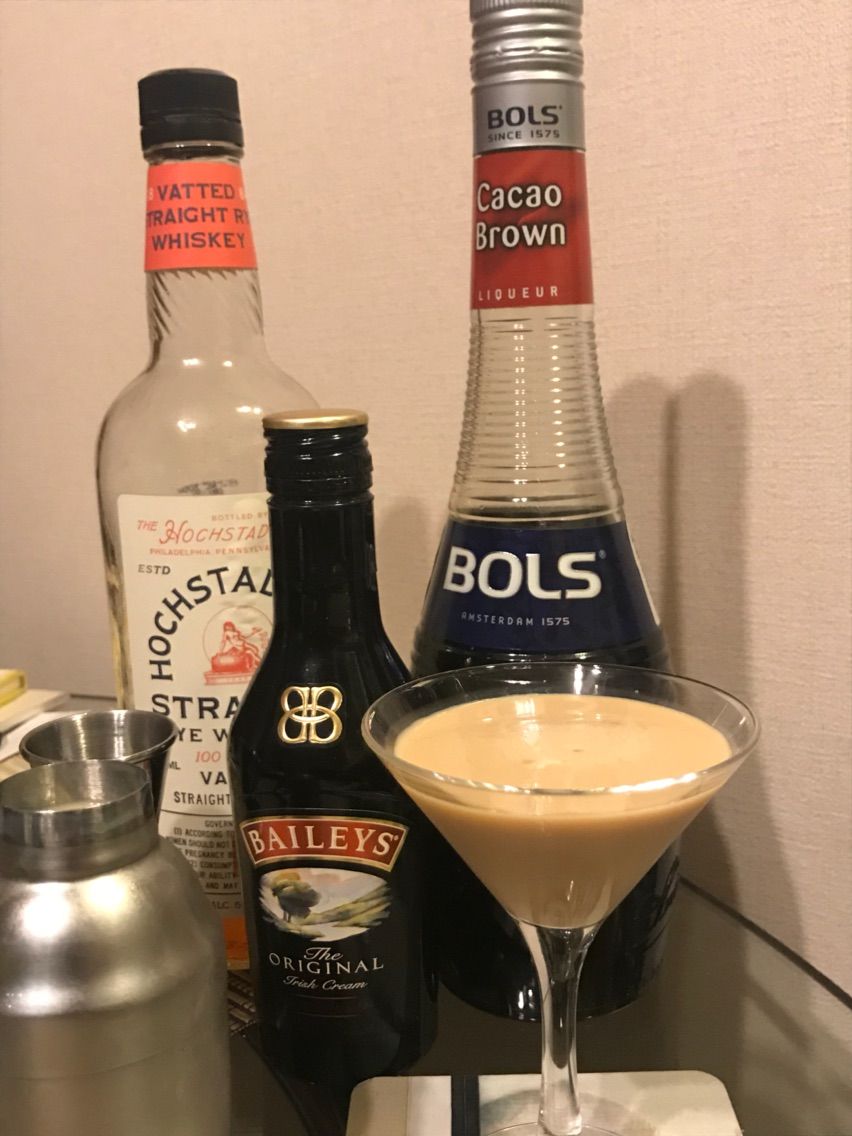 カカオと合いそうなものでカクテル C2h6oがあれば