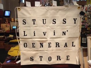 ZAKKA】STUSSY Livin' GENERAL STORE : スタンダードブックストア ZAKKA】STUSSY Livin' GENERAL STORE : スタンダードブックストア