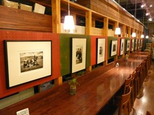 赤阪友昭写真展LAND of NOMAD 010
