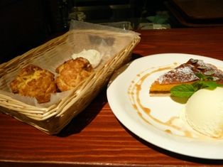 かぼちゃのタルト、スコーン 001