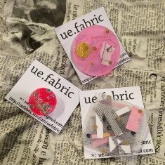 コラージュブローチ