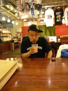 米原康正さんご来店 010