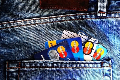 credit-cards-1583534_640
