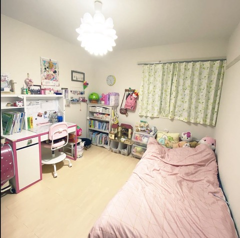 女の子の部屋