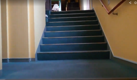 クラウドロッジ内階段