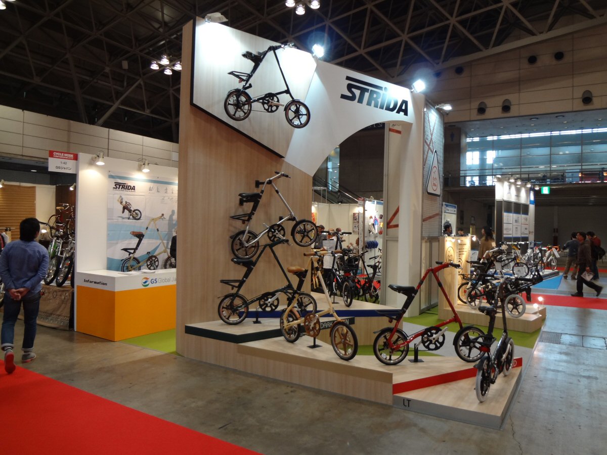 サイクルモード速報 GS JapanのブースでStrida Evoを展示中 : Genuine 