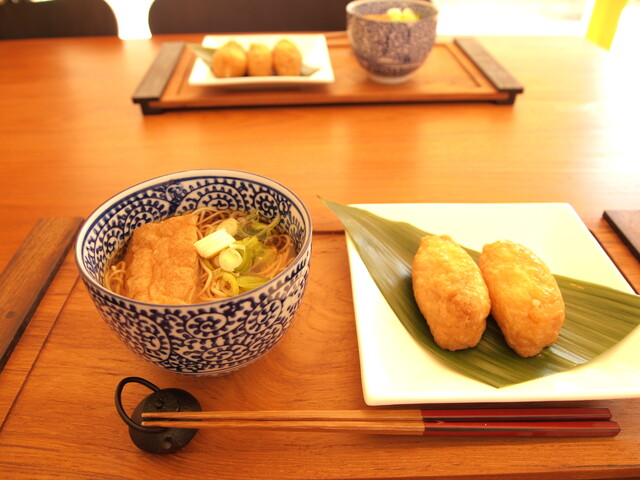 きつねうどんと揚げ煮の作り方 Bienvenue Chez Nous ようこそ我が家へ Powered By ライブドアブログ きつねうどんと揚げ煮の作り方 Bienvenue Chez Nous ようこそ我が家へ Powered By ライブドアブログ