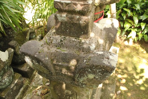 秀岩寺宝篋印塔天文癸巳武雄市20200915 (19)