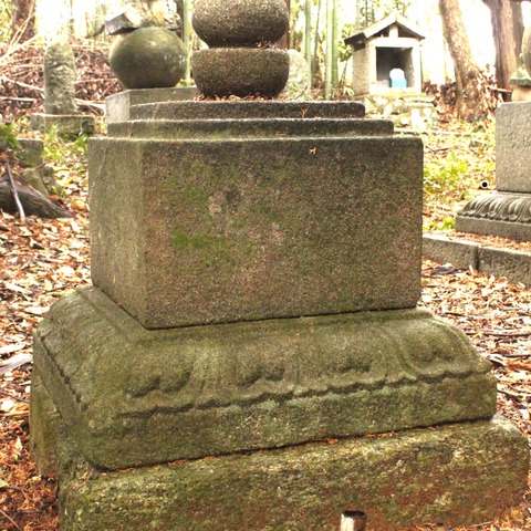 2024.03.05.柳本長岳寺墓地宝篋印塔 (8)