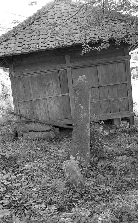 中川内観音堂石塔群 (1)