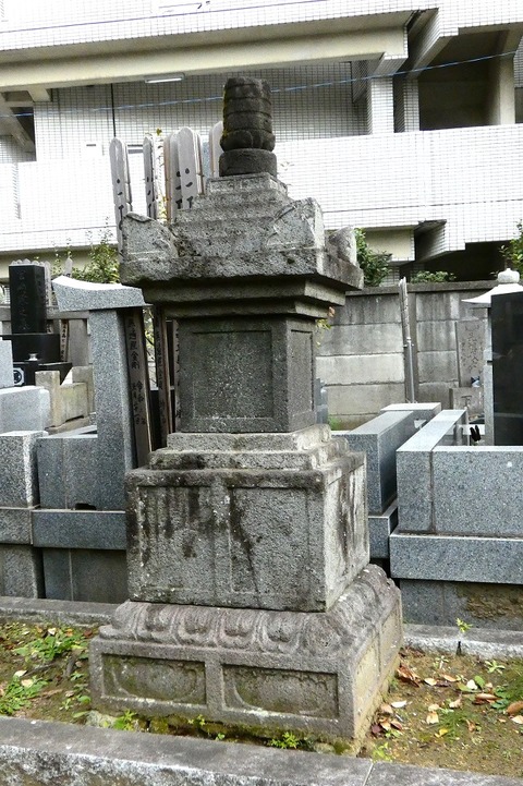 普賢寺宝篋印塔中央塔 (4)