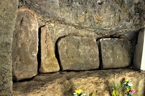 2020.01.02.南関町山添岩薬師石仏群 (28)