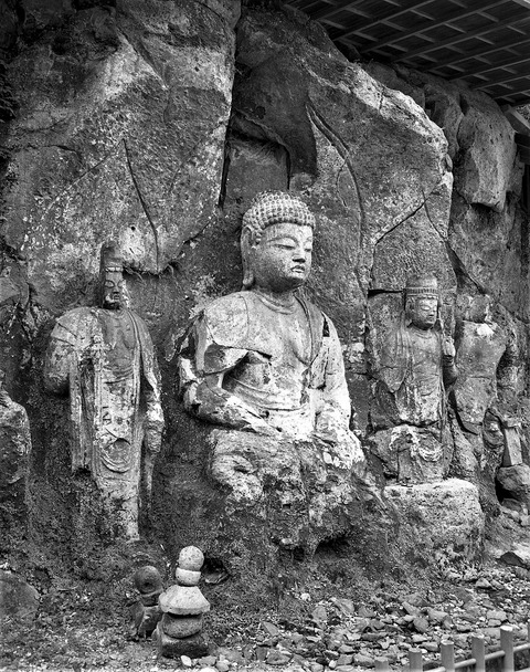 臼杵石仏第2龕ホキ阿弥陀三尊磨崖仏 (13)