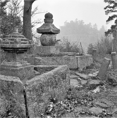 笠置寺解脱上人五輪塔