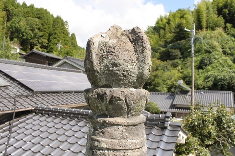 2019.09.16.玖珠町岩室宝篋印塔応安七年