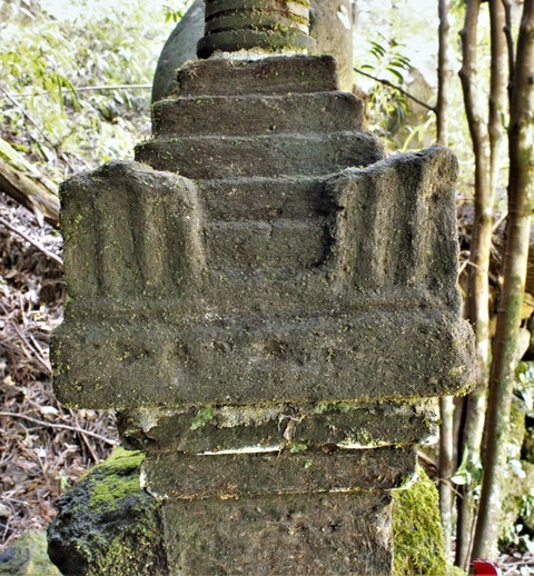 2019.10.07.大分県日田市中津江村合瀬4171-1宝篋印塔 (11)