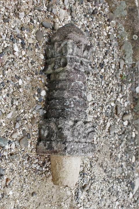 古園石塔群5宝篋印塔相輪20110726 (7)