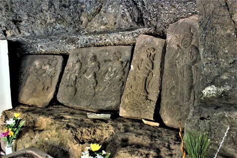 2020.01.02.南関町山添岩薬師石仏群 (30)