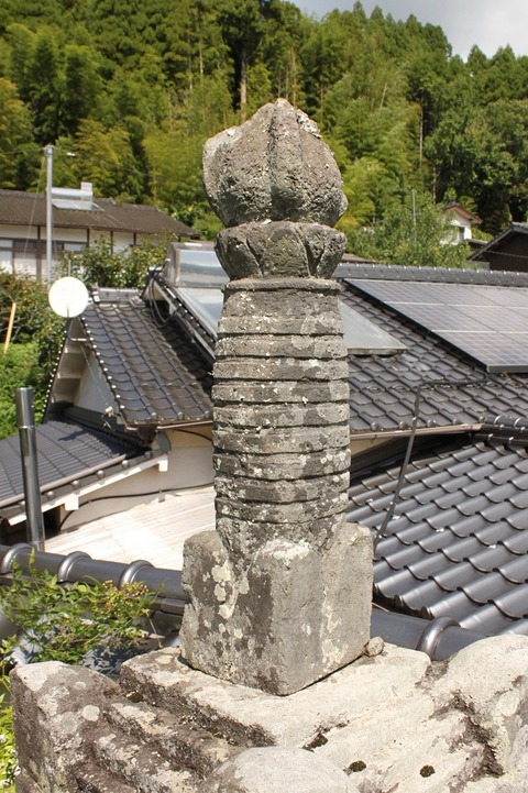 2019.09.16.玖珠町岩室宝篋印塔応安七年 (19)