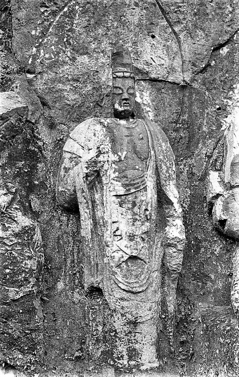 臼杵石仏第2龕ホキ阿弥陀三尊磨崖仏勢至菩薩立像 (3)