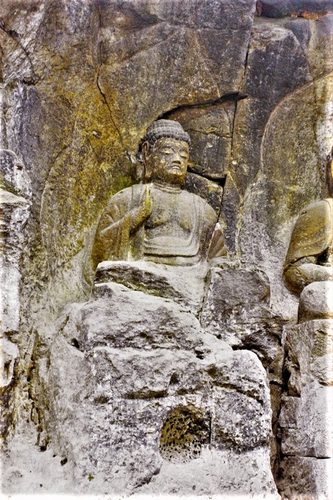 臼杵石仏第5龕　堂ヶ迫　阿弥陀如来中心の五尊磨崖仏 (17)