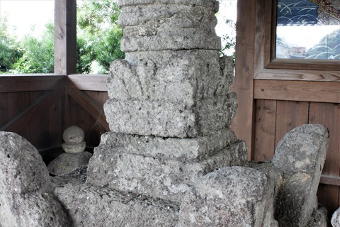 千堂宝篋印塔嬉野市 (12)