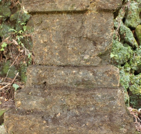 2019.10.07.大分県日田市中津江村合瀬4171-1宝篋印塔 (5)