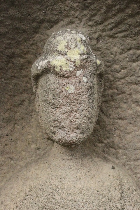 柳本専行院建治二年型阿弥陀如来立像石棺仏 (16)