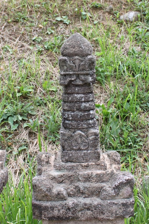 古園石塔群5宝篋印塔相輪20110726 (4)