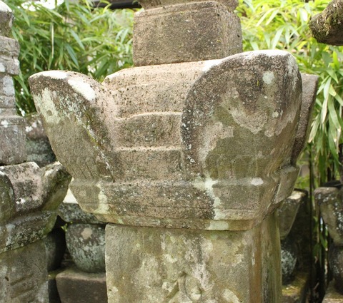 秀岩寺宝篋印塔天文癸巳武雄市20200915 (16)