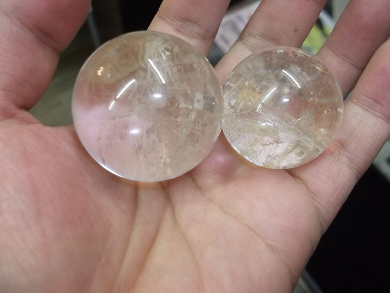 【ブラジル産】ルチルクォーツのタンブル 岡山のパワーストーン、風水・開運グッズのお店 龍祥本舗 / ゴールド