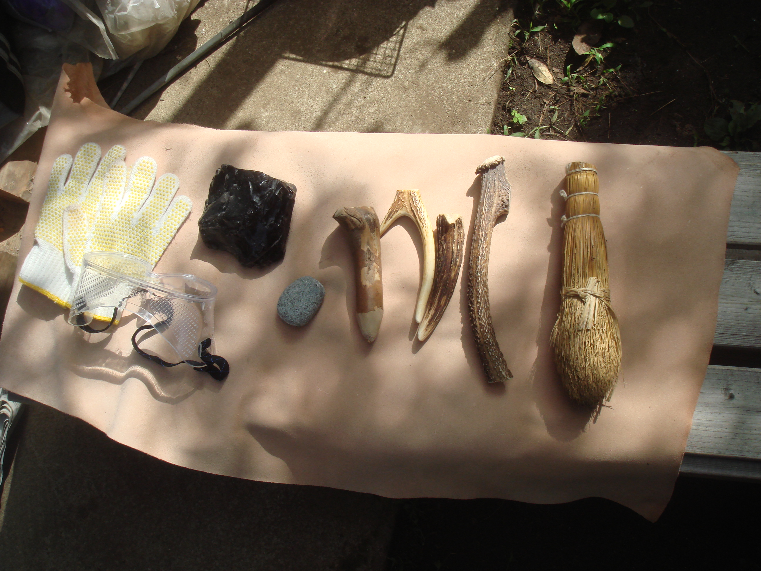 石器の作り方 １ 石器づくりとスローライフ