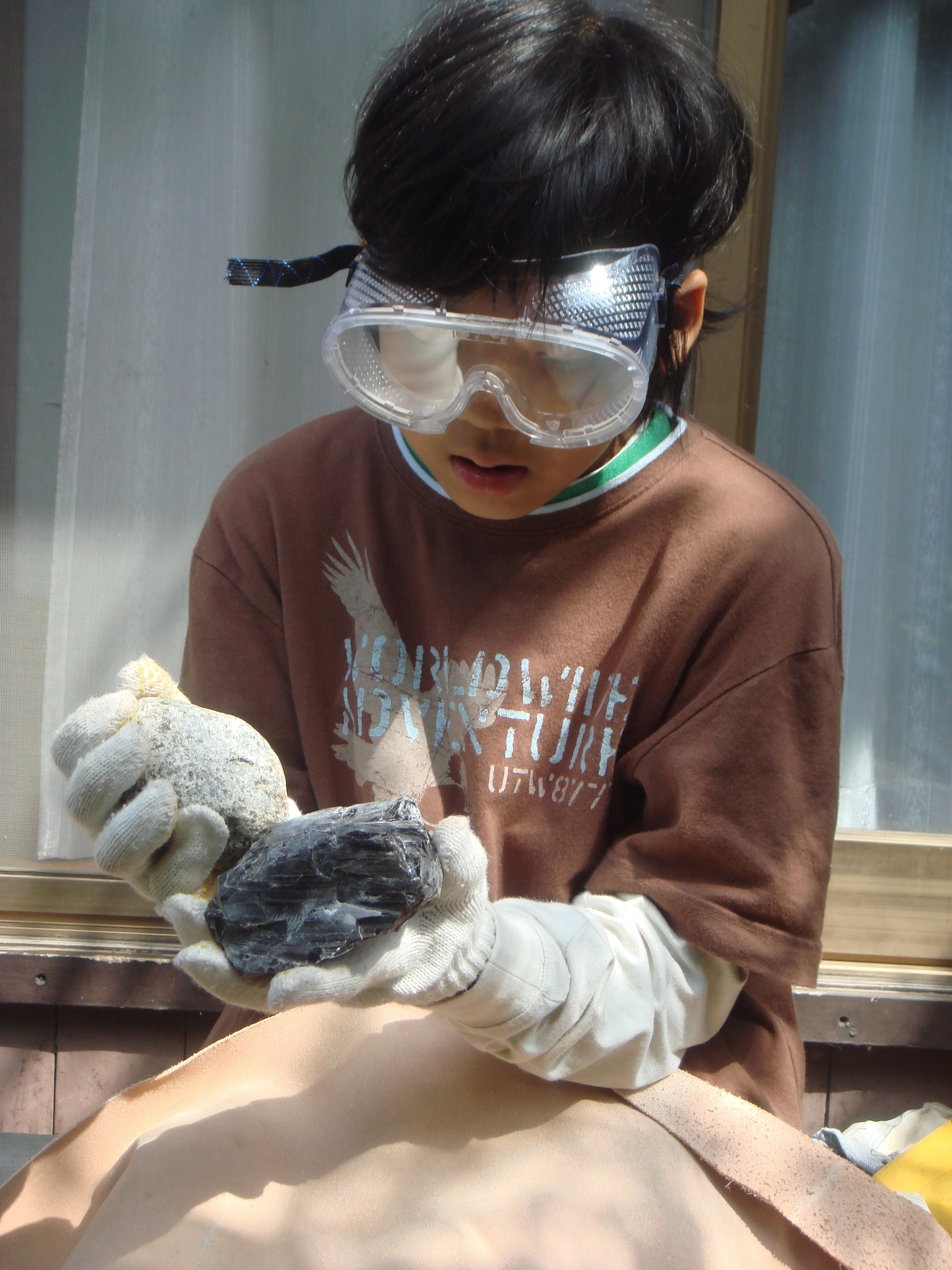 夏休みの自由研究は石器を作る 石器づくりとスローライフ