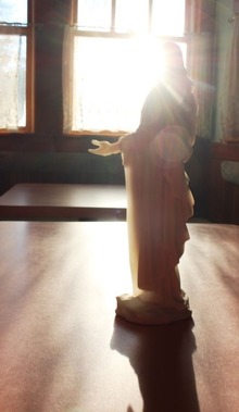  Jesus, white garden, 3-26-2018 397