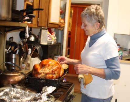 Thanksgiving Dinner, 9 web, 11-24-'11, IMG_2196