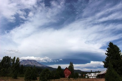 Shasta with UFO clouds, 8-28-2015 159