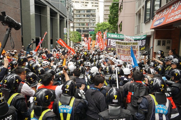 抗議行動①