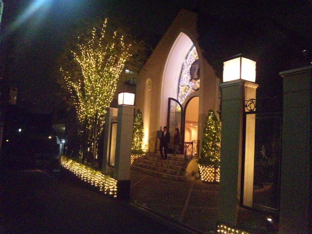 11 12 南青山ル アンジェ教会のホームメイドクリスマス 東京イルミネーション レポート ６ 東京散歩 四季のイベント 花の歳時記 食べ歩記