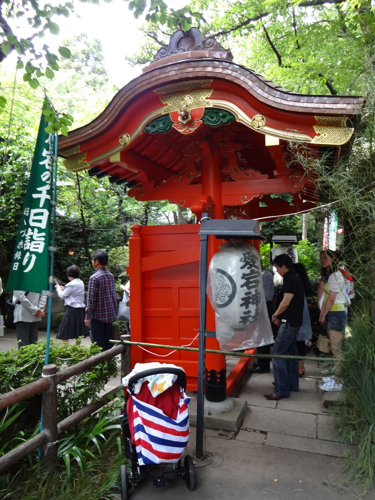 愛宕神社ほおずき市 千日詣り 13年6月23日 東京散歩 四季のイベント 花の歳時記 食べ歩記 愛宕神社ほおずき市 千日詣り 13年6月23日 東京散歩 四季のイベント 花の歳時記 食べ歩記