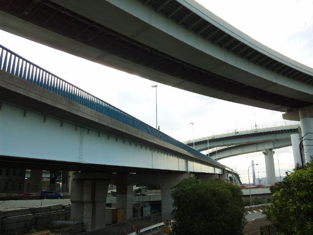 11秋の都心散策 1 の3 湾岸道路と荒川河口橋 東京散歩 四季のイベント 花の歳時記 食べ歩記 11秋の都心散策 1 の3 湾岸道路と荒川河口橋 東京散歩 四季のイベント 花の歳時記 食べ歩記