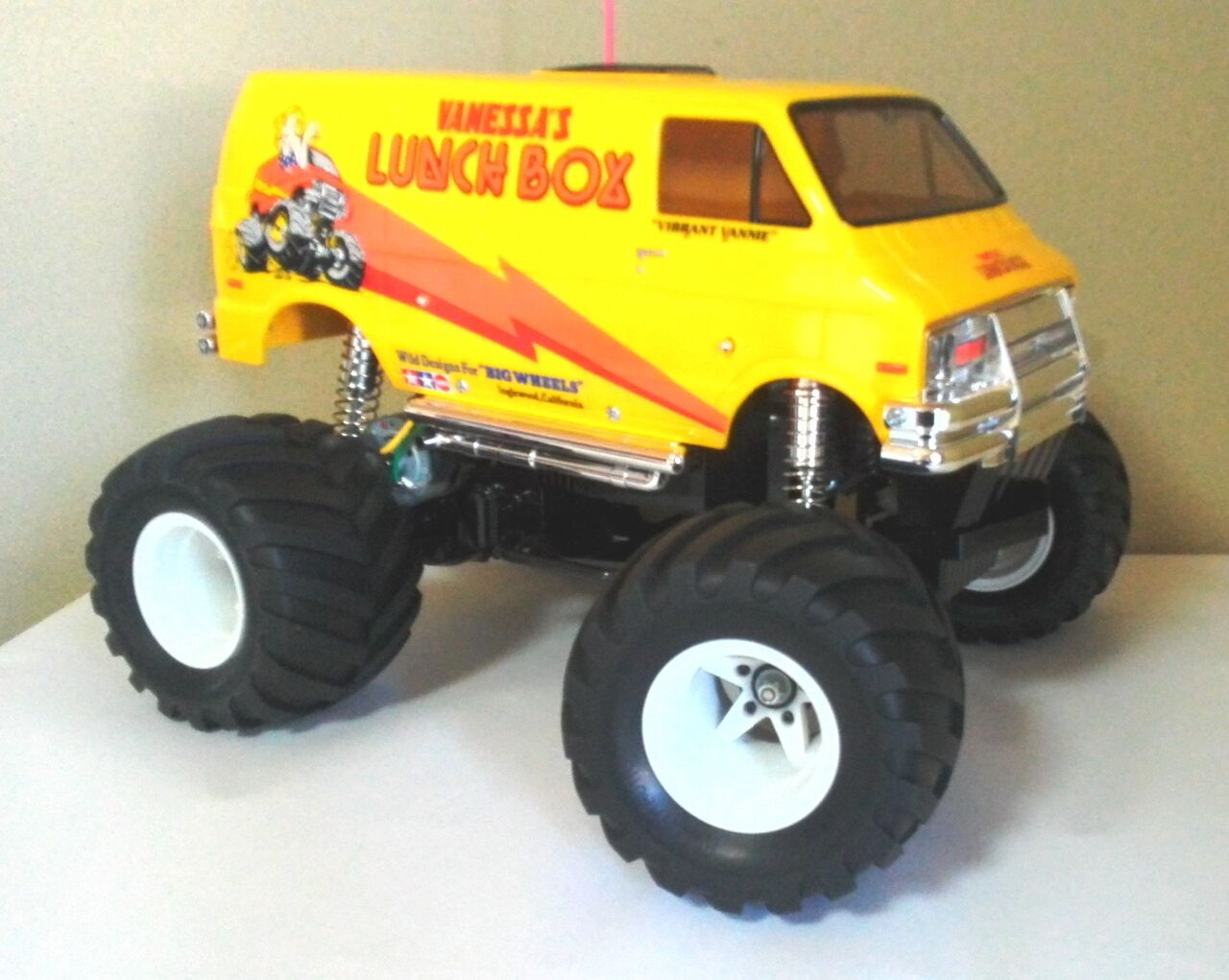 新品未開封 タミヤ ラジコン 1/12RC XB 完成モデル ランチボックス
