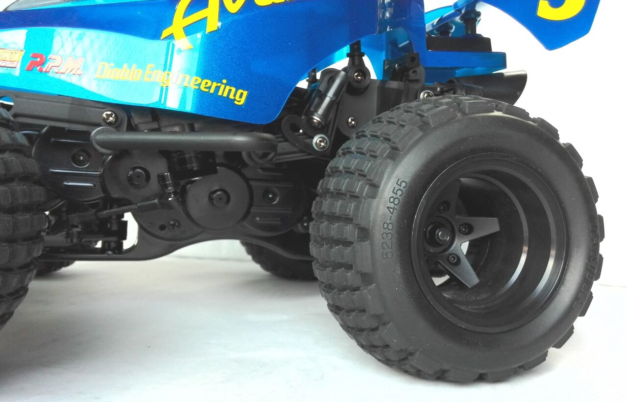 TAMIYA GF-01コミカルアバンテカスタム タミヤ GF01 シャーシ コミカルアバンテ オリジナル塗装